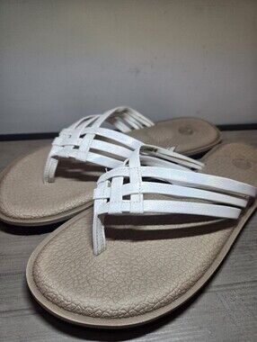 High Tide Flip Flops Women 9 Super Soft Criss Cross Cushioned Sandals Iridescent